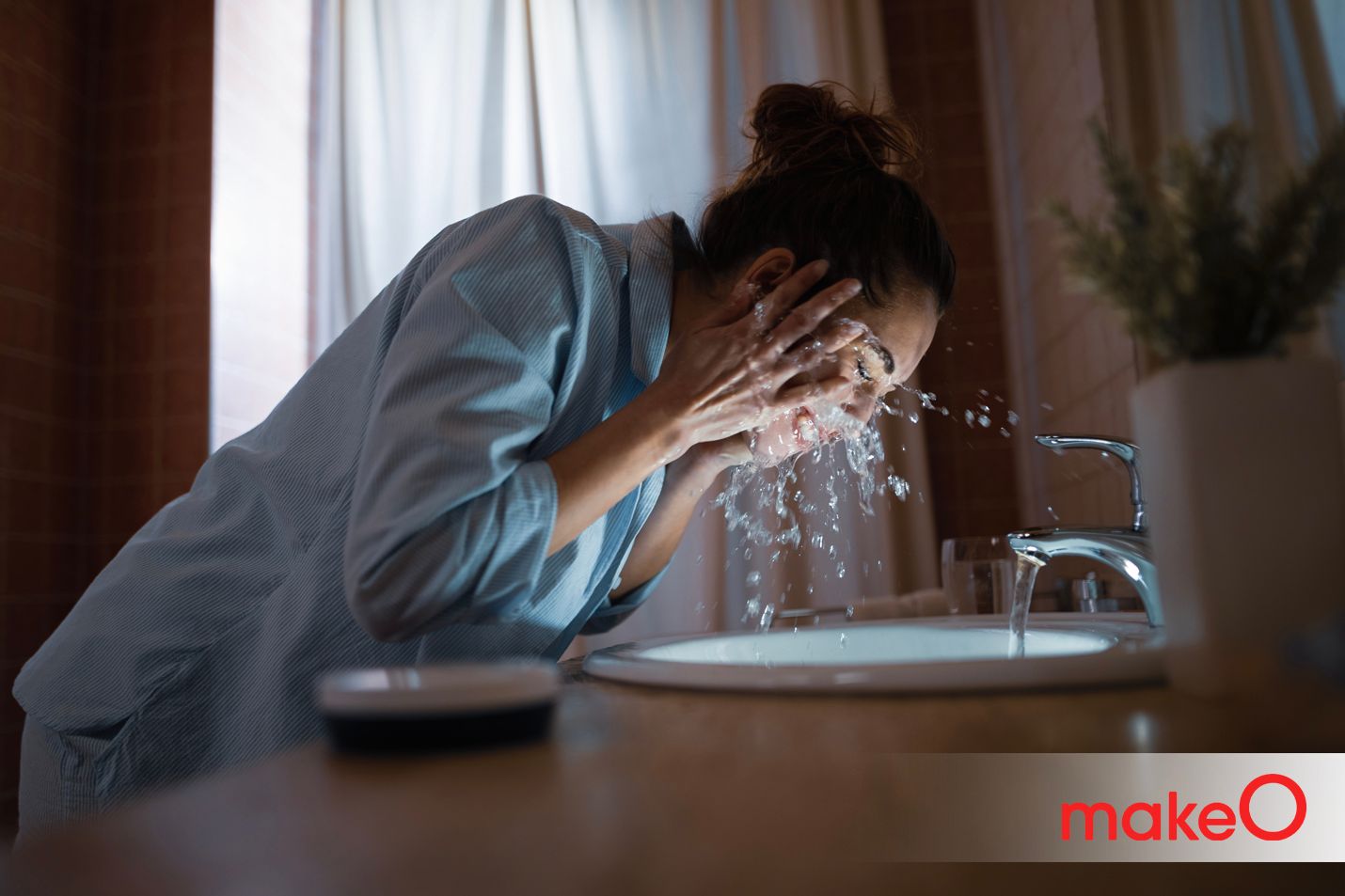 Cold Water Face Wash Benefits and Drawbacks