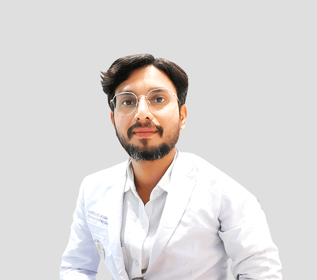 toothsi Aligners Clear Aligners for Teeth Straightening at ₹3,394* makeO