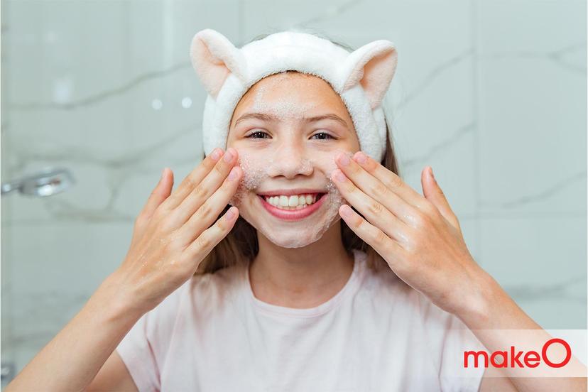 10 DIY Exfoliating Scrubs for Oily Skin