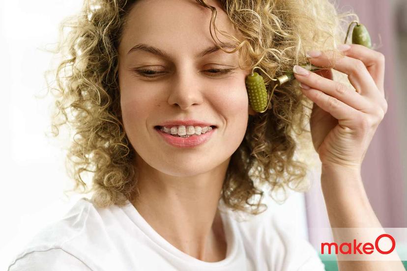 Microneedling Vs Dermarolling : What You Should Know